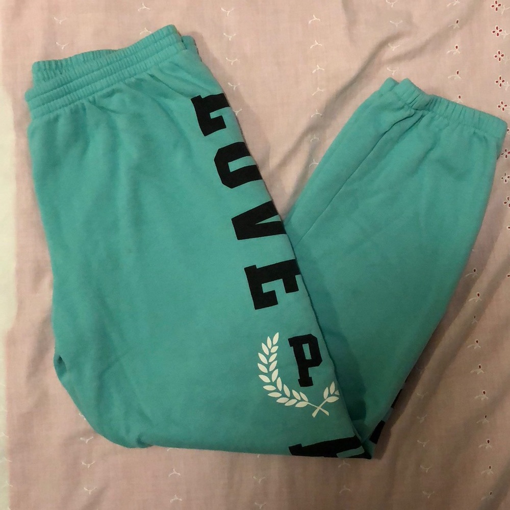 Victoria’s Secret Pink Crop Sweatpants